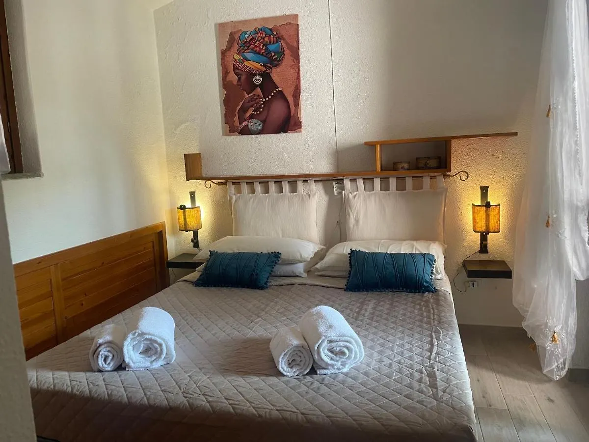 Casa Vacanze A Tre Minuti A Piedi Dal Mare Fort Village Italy