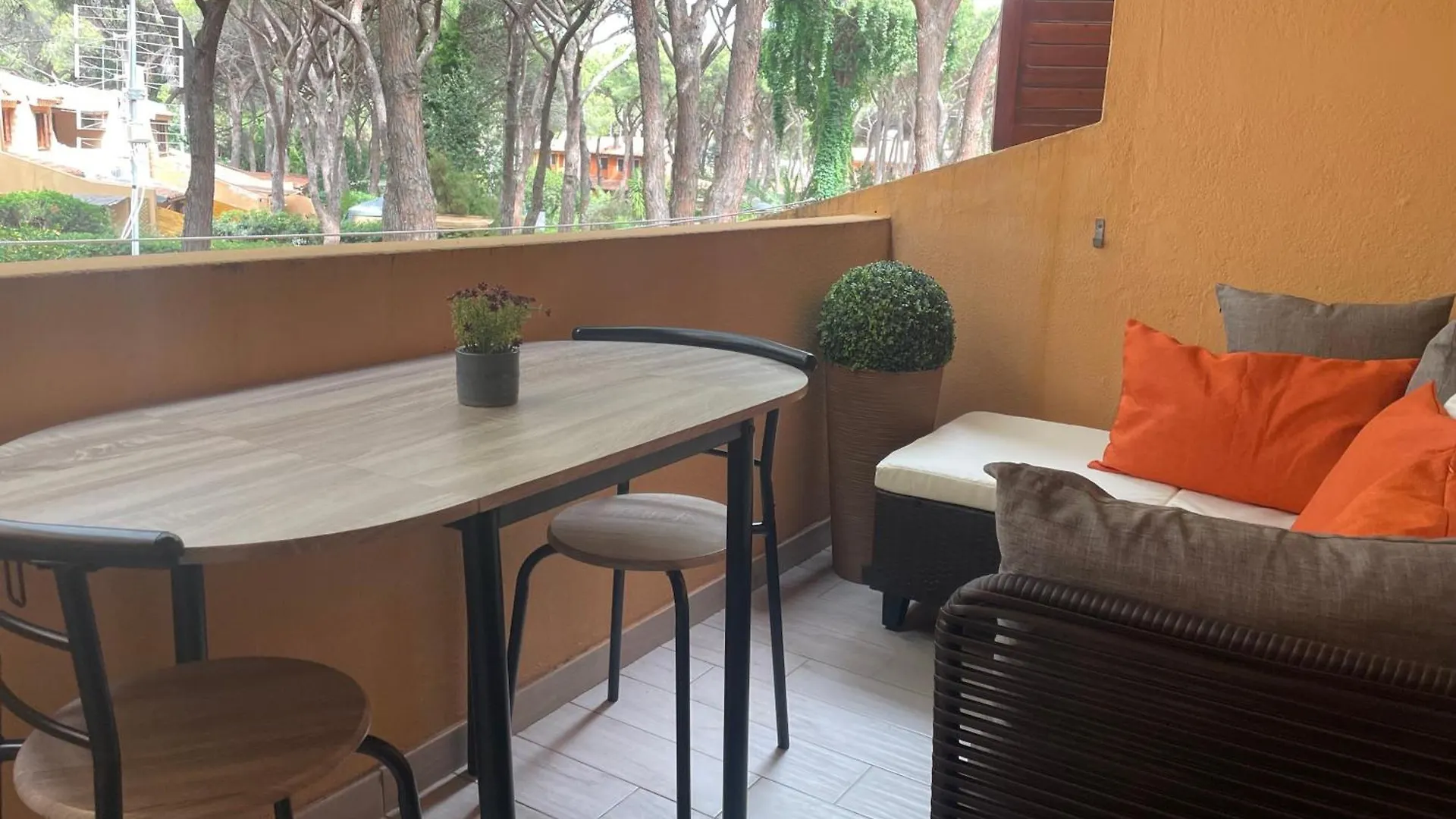 Casa Vacanze A Tre Minuti A Piedi Dal Mare contacts